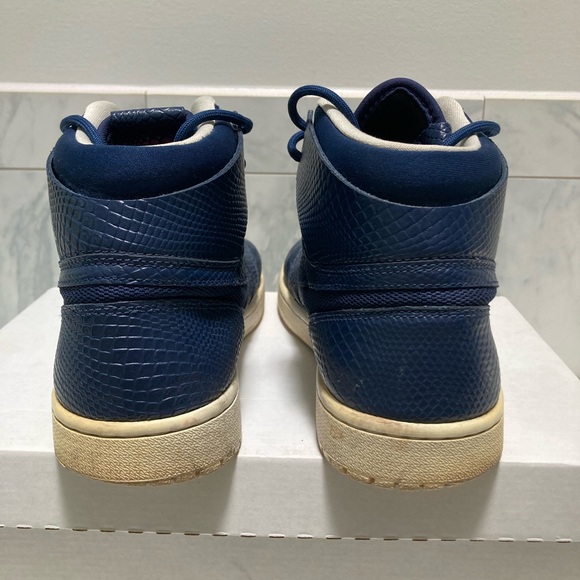RARE Jordan 1 Retro High Nouveau Navy Snake Size 10.5 - Picture 5 of 9
